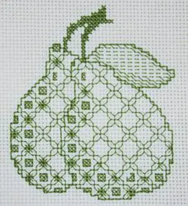 Explore blackwork embroidery with 5 free lessons, downloadable patterns for all levels, and a complete guide. From Tudor & Spanish origins to modern designs.