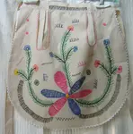 embroidered apron 01