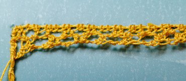 The second pattern row of pea stitch