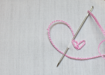 Zigzag chain stitch step 3
